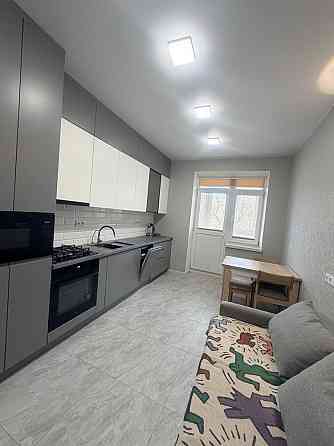 Оренда світлої євро 2к квартири Два балкони Газове опалення Kyiv