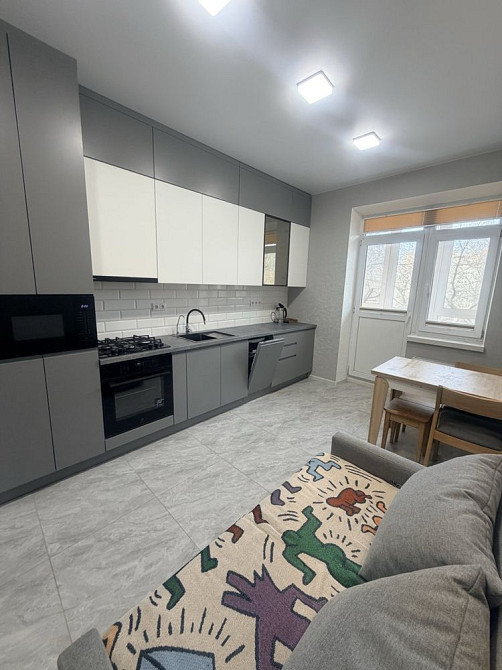 Оренда світлої євро 2к квартири Два балкони Газове опалення Kyiv - photo 1