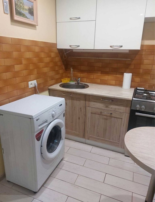 Здам 1-кімнатна. Власник. Довгостроково. Небесної сотні 21 Чернівці - зображення 3