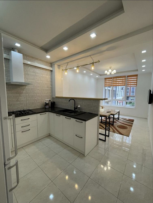 Оренад СУЧАСНОЇ кв. 48 m² ЖК " Семицвіт " вул. Шевченка 60 Львів - зображення 1