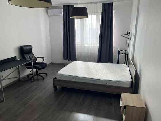 Оренда 1 кім кв  ЖК Перовський ,Воскресенка Алішера Новаї,69 Kyiv