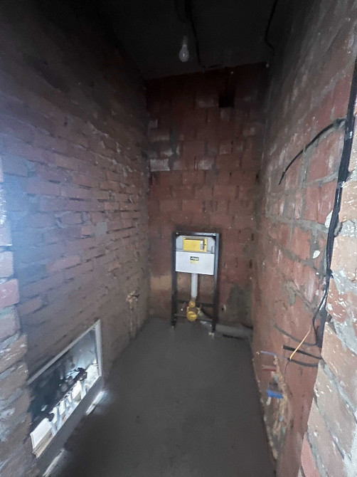 Євро 2к квартира. Мін.оформлення. Електрика, сантехніка,тепла підлога. Буча - зображення 3