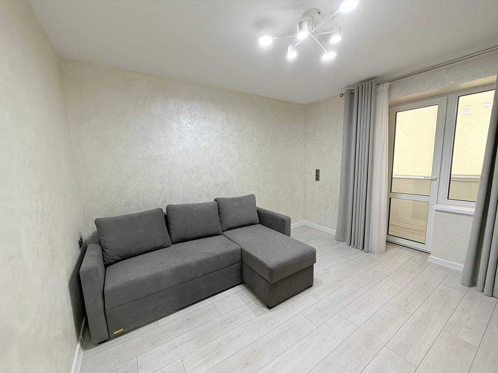 Продаж однокімнатної квартири в м. Надвірна з ремонтом Надвірна - зображення 1