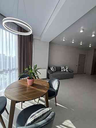 Продаж сучасноі квартири вул.Володимира Великого Черкаси