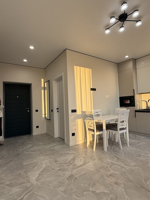 Продаж 1,5 кімнатної квартири з чудовим краєвидом Uzhhorod - photo 3