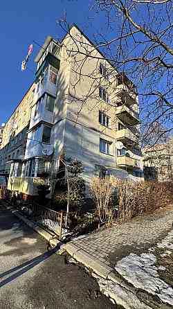 Продається трикімнатна квартира у місті Моршин Morshyn