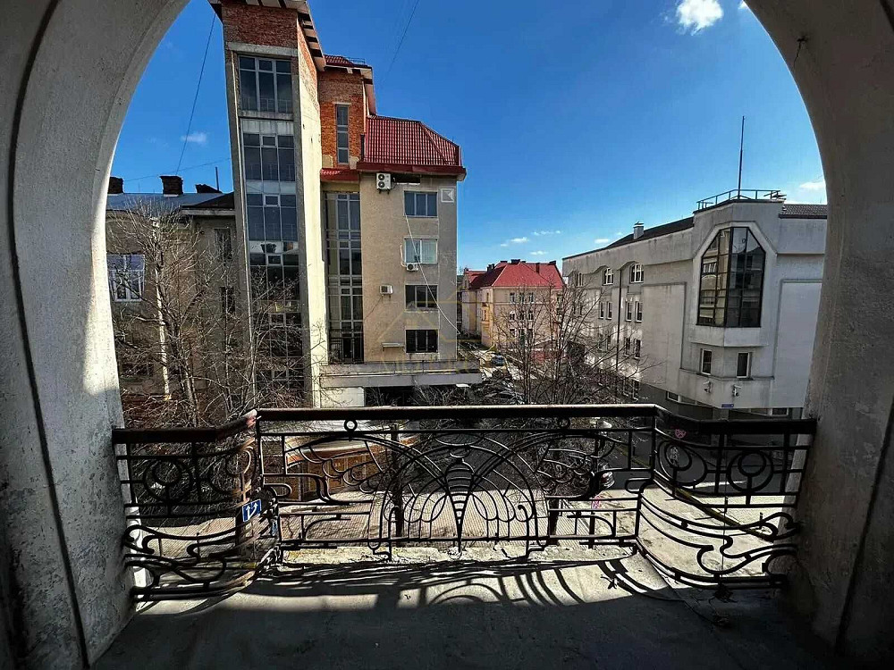 2-кімнатна квартира в австрійському будинку ЦЕНТР міста Івано-Франківськ - зображення 6