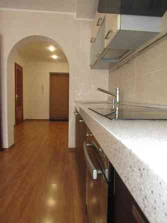 Продам велику 2к квартиру з ремонтом 700-річчя цегляний будинок Черкаси