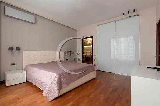 Продаж видової 3-к квартири 90м2 у ЖК Новопечерські липки Драгомирова Киев