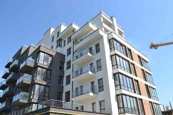 ЖК «Бульвар Європейський». Квартира 86m2 з терасою 37 m2 , на озері . Івано-Франківськ