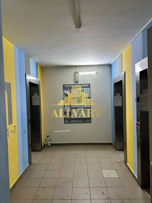 Продаж 3 кім  квартири по вулиці Вишняківська 4, метро Харківська Киев - изображение 3