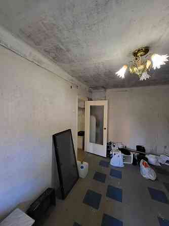 Продам двокімнатну квартиру. Центр міста. Мурахтова. Y.A. Кам`янське (Запорізька обл.)