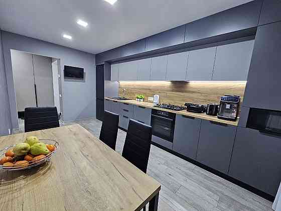 Продаж 3-ї квартири в новобудові від власника Чернигов