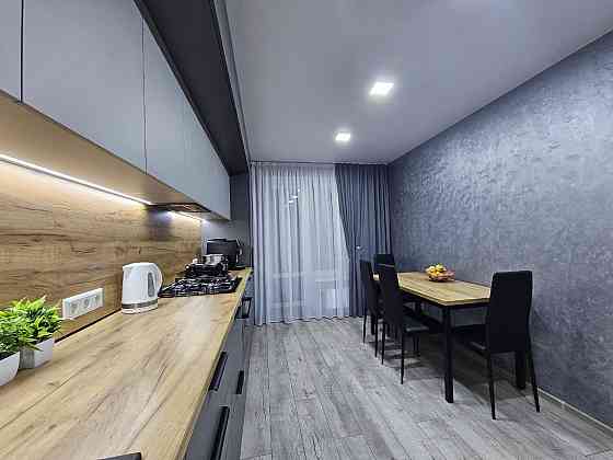 Продаж 3-ї квартири в новобудові від власника Чернигов