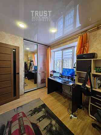 Продам двокімнатну квартиру перший поверх Кам`янське (Запорізька обл.)