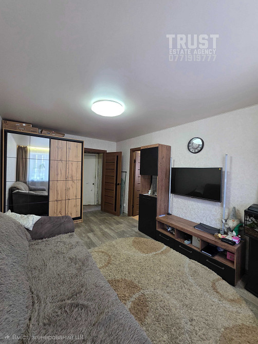 Продам двокімнатну квартиру перший поверх Кам`янське (Запорізька обл.) - зображення 1