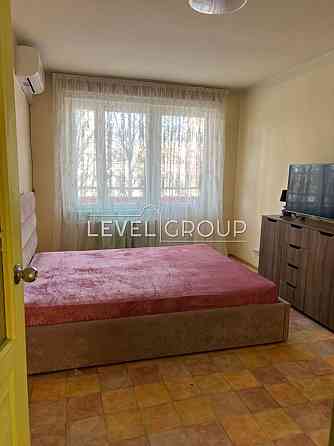 Продаж 3-кімнатна квартира Академмістечко, Новобелічі Киев