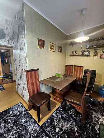 Сталінка з каміном, меблями та технікою – ідеальна 3к в центрі міста! Хмельницкий