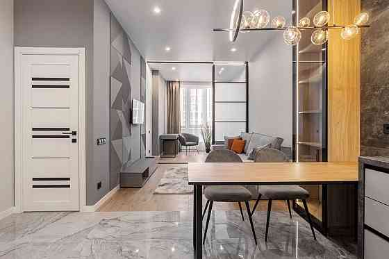 Продаж 1 кімн. квартири з дизайнерським ремонтом у ЖК Парус City Львов