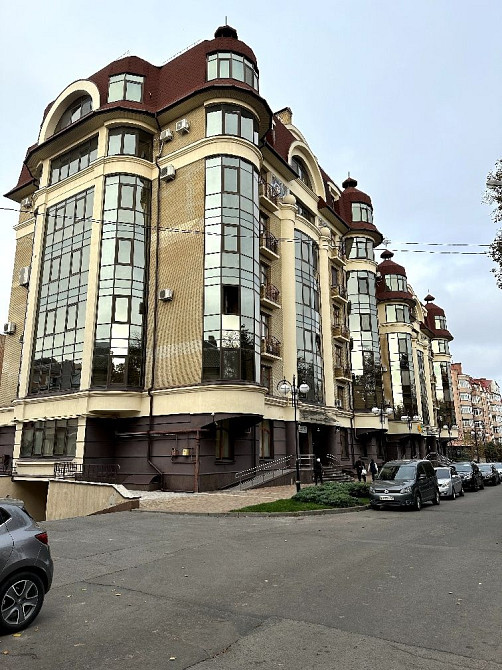 Конституції,13.Сонячний парк.Центр міста. Полтава - изображение 1