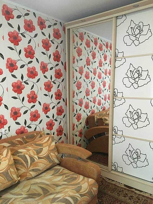 ул. Парковая, коммуна, вид на Море, 1 комнатная коммунальная квартира Черноморск - изображение 1