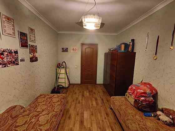 ПРОДАМ 4-ох кімнатну квартиру по вул.Калнишевського Запорожье
