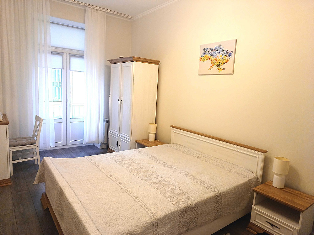 Здам 2-к Гоголівська 49 сталінка пов 3 сучасна центр Києва є все Київ - зображення 1