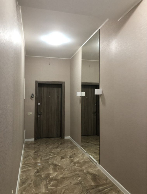 Центр, ул. Соборности 46В двухкомнатная + кухня студия. Собственник Полтава - изображение 2