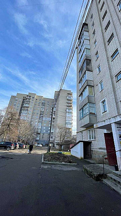 Продам 2 кімн квартиру рн 12 школи Ровно - изображение 1