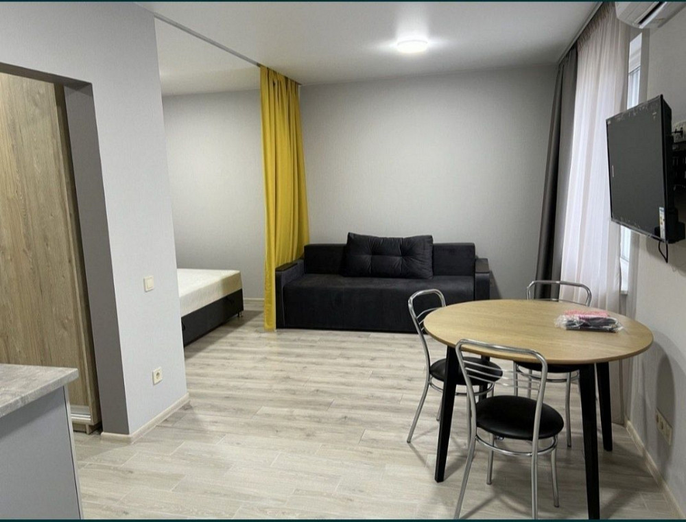 Київ, Берковецька, 6а. LaLaLand Київ - зображення 1