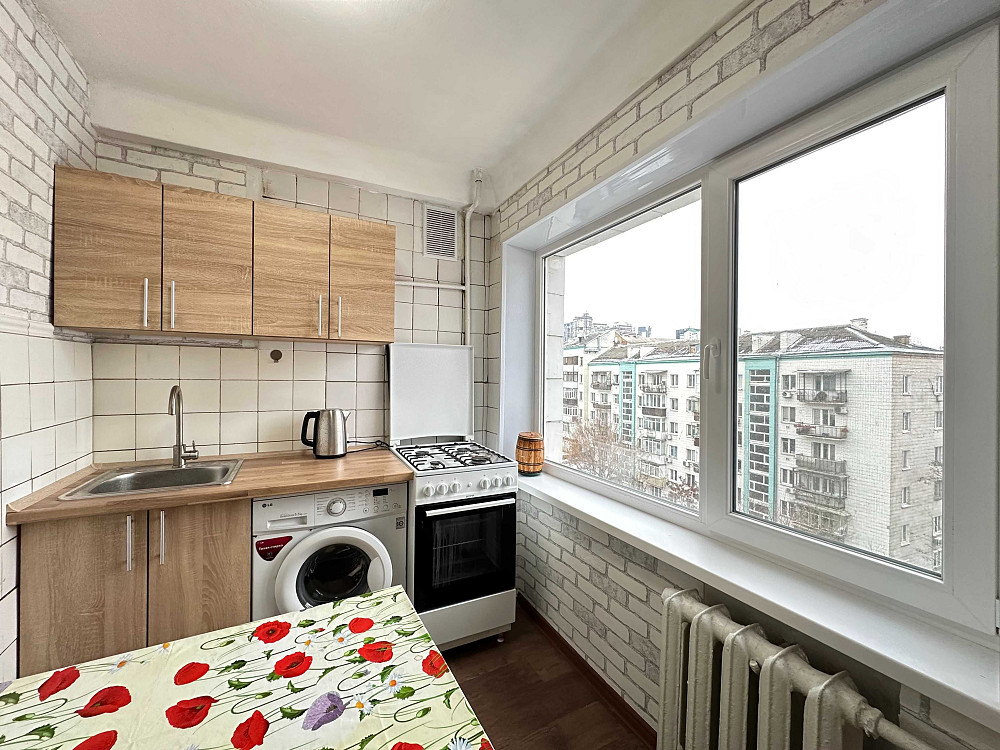 Сдам 2 комнатна квартира улица Владимиро-Лыбедская 16 м.Дворец Украина Киев - изображение 2