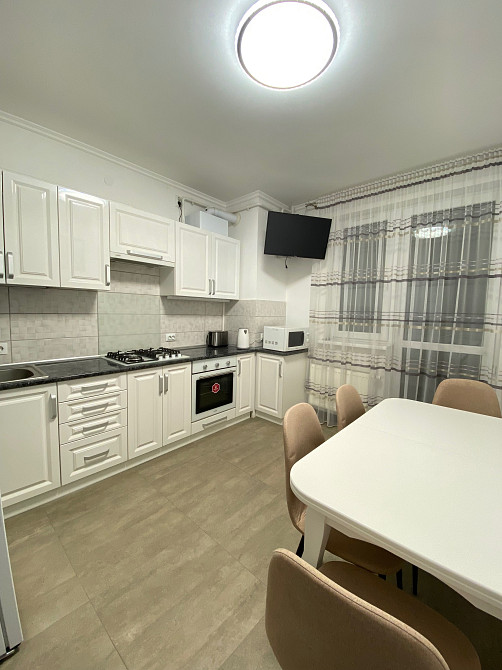 Оренда 2 кім. квартири вул. Карла Мікльоша 27 (бічна вул. Стрийська) Львів - зображення 1