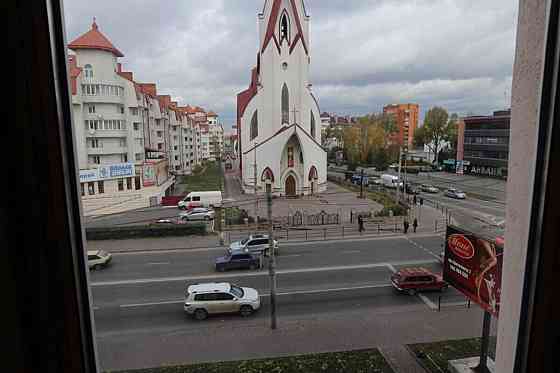 Довготривала оренда 3к квартири на просп. Степана Бандери Тернополь