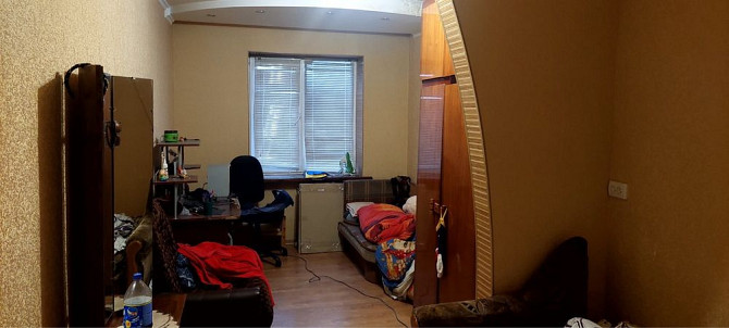 Продам 2-х кімнатну квартиру на 1 мікрорайоні Лозовая - изображение 1
