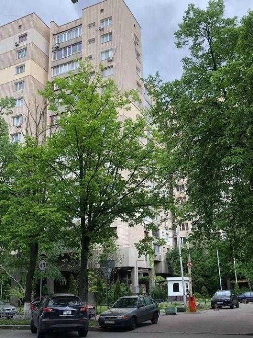 Суворова 11, Омельновича-Павленка, Цитадельна, Лейпцинська Киев - изображение 1