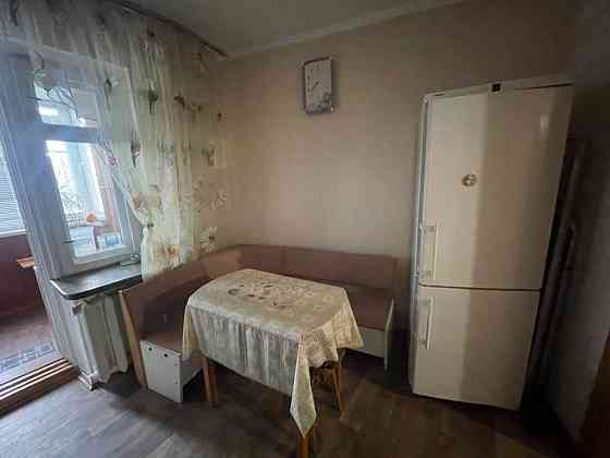 Здам однокімнатну квартиру на Позняках Киев