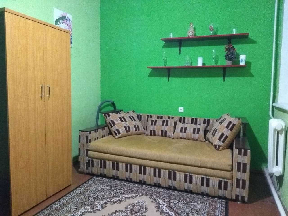 2к,4 окна, 1эт ул. Петропавловская 48 Куреневка м. Дорогожичи/Почайна Киев - изображение 2