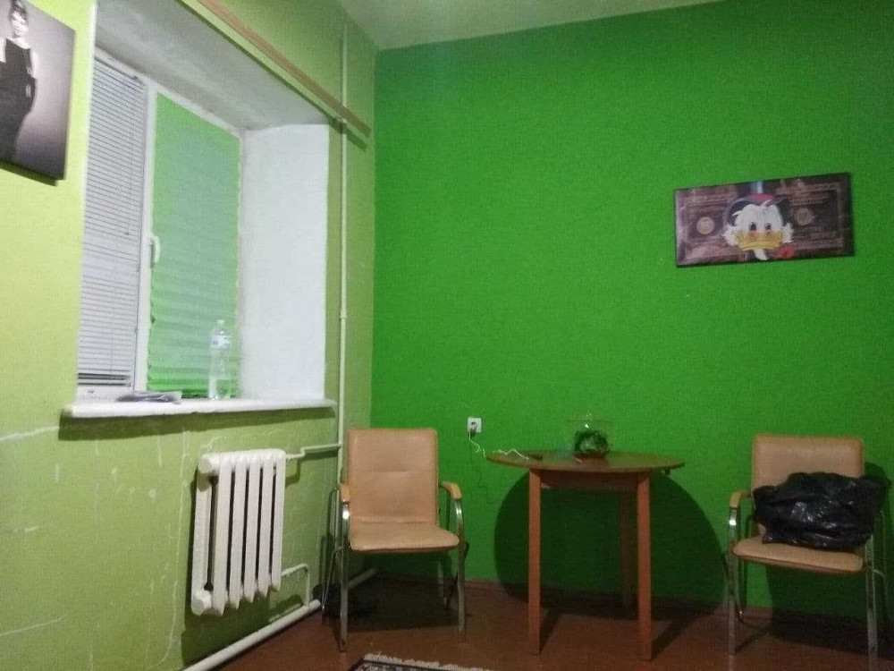 2к,4 окна, 1эт ул. Петропавловская 48 Куреневка м. Дорогожичи/Почайна Киев - изображение 1