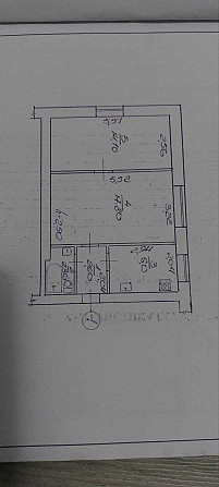 Продам 2-х кімнатну квартиру + гараж в цетрі міста Белополье - изображение 1