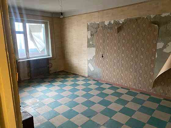 Продам 2 х комнатную квартиру (под ремонт) Краматорск