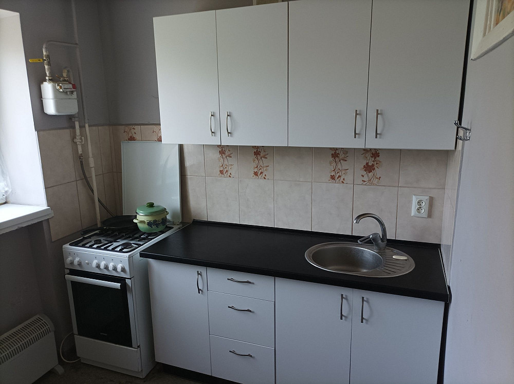 Здається однокімнатна на Ілони Зріні.  - изображение 1