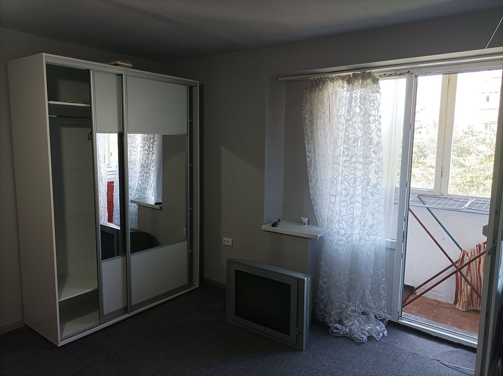 Здається однокімнатна на Ілони Зріні.  - изображение 2