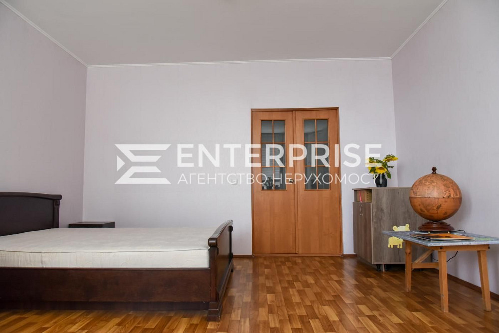 1к. квартира 55.1 кв.м. в хорошем состоянии. ул. Градинская 3 . Киев - изображение 1