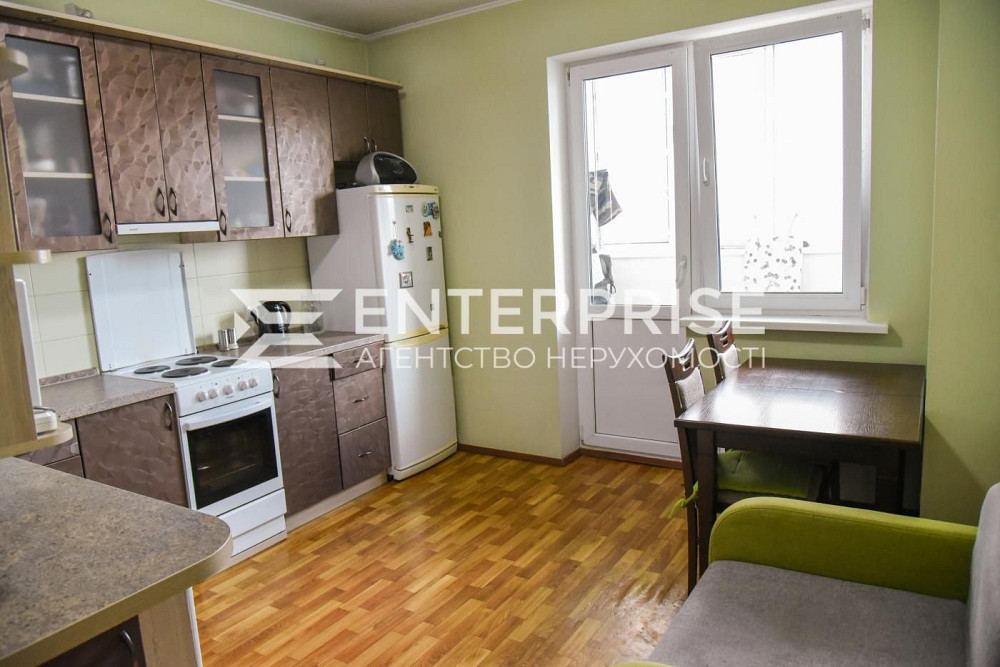 1к. квартира 55.1 кв.м. в хорошем состоянии. ул. Градинская 3 . Киев - изображение 2