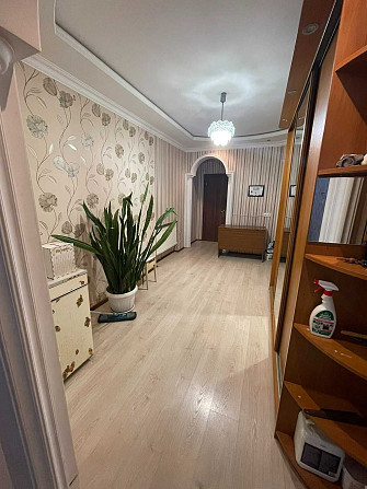 Велика, світла та простора квартира з ремонтом Хмельницкий - изображение 4