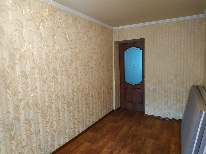 Продается 2-комн. квартира с ремонтом 2021 года. 3 этаж. Славянск - изображение 3