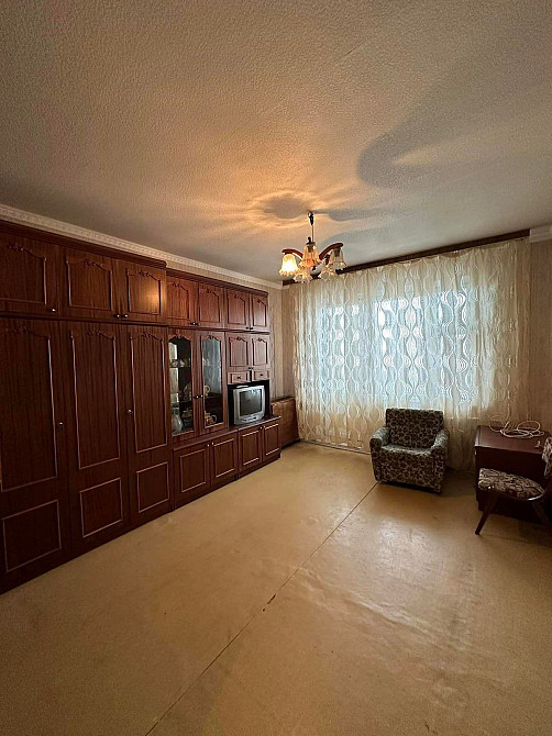 Продам Свою 1-комн.квартиру, пр. Ивана Франка 26,левый берег 11 мкр. Каменское (Запорожская обл.) - изображение 1